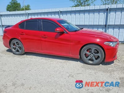 Czwarte zdjęcie samochodu z boku: 2017 ALFA ROMEO GIULIA Q4 VIN:ZARFAEDN0H7534571 - miniatura