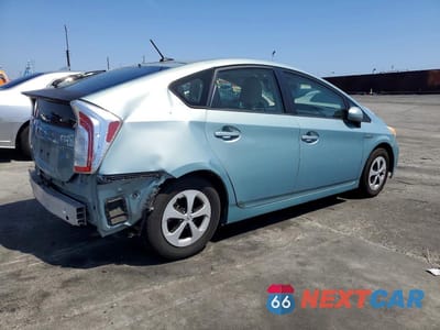 Trzecie zdjęcie samochodu z tyłu: 2013 TOYOTA PRIUS THREE VIN:JTDKN3DU4D5683676 - miniatura