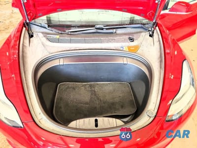 Zdjęcie 11 z 12 samochodu: 2018 TESLA MODEL 3 VIN:5YJ3E1EA6JF004630 - miniatura