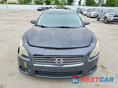 Piąte zdjęcie samochodu w środku: 2010 NISSAN MAXIMA 3.5 S VIN:1N4AA5AP7AC842320 - miniatura