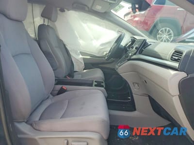 Zdjęcie 7 z 13 samochodu: 2021 HONDA ODYSSEY LX VIN:5FNRL6H23MB003554 - miniatura