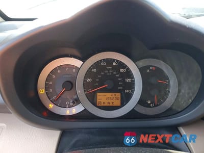 Zdjęcie 9 z 13 samochodu: 2006 TOYOTA RAV4 BASE VIN:JTMBD33V665031142 - miniatura