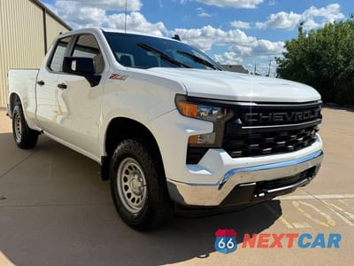 2022 CHEVROLET SILVERADO K1500 1GCRDAEDXNZ507794 - główne zdjęcie licytacji z USA - miniatura