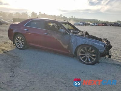 Czwarte zdjęcie samochodu z boku: 2017 CHRYSLER 300C VIN:2C3CCAEGXHH577386 - miniatura