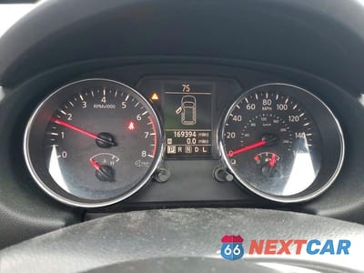 Zdjęcie 9 z 13 samochodu: 2012 NISSAN ROGUE S VIN:JN8AS5MT3CW297917 - miniatura