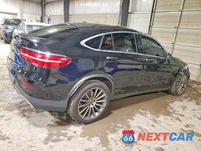 Trzecie zdjęcie samochodu z tyłu: 2018 MERCEDES-BENZ GLC COUPE 300 4MATIC VIN:WDC0J4KB6JF327112 - miniatura