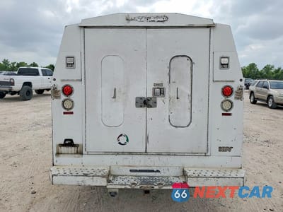 Zdjęcie 6 z 14 samochodu: 2011 GMC SAVANA CUTAWAY G3500 VIN:1GD072CA8B1137546 - miniatura