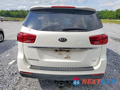 Zdjęcie 6 z 12 samochodu: 2019 KIA SEDONA LX VIN:KNDMB5C14K6534731 - miniatura
