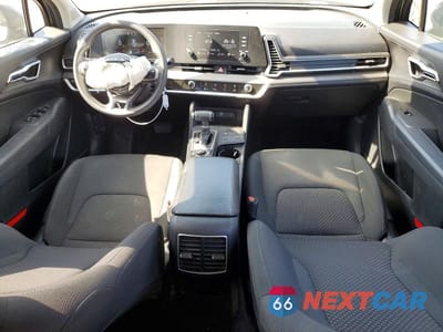 Zdjęcie 8 z 13 samochodu: 2023 KIA SPORTAGE LX VIN:KNDPUCAF9P7159012 - miniatura