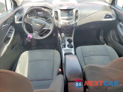 Zdjęcie 8 z 12 samochodu: 2018 CHEVROLET CRUZE LT VIN:1G1BE5SM2J7163452 - miniatura
