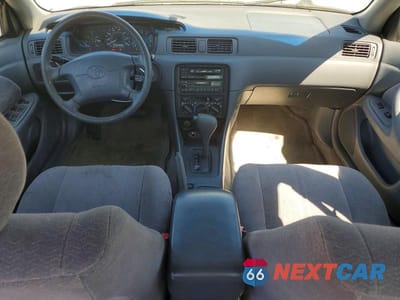 Zdjęcie 8 z 12 samochodu: 1997 TOYOTA CAMRY LE VIN:JT2BG22KXV0055134 - miniatura