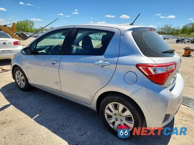 Drugie zdjęcie samochodu z przodu: 2018 TOYOTA YARIS 5-DOOR LE VIN:VNKKTUD3XJA096654 - miniatura