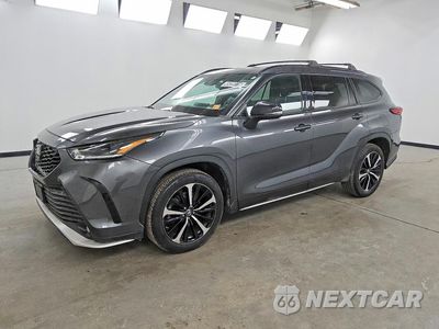 2022 TOYOTA HIGHLANDER XSE 5TDJZRBH9NS246132 - główne zdjęcie licytacji z USA - miniatura