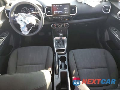 Zdjęcie 8 z 12 samochodu: 2021 HYUNDAI VENUE SE VIN:KMHRB8A38MU125962 - miniatura