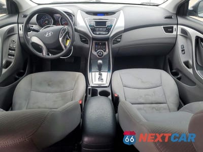 Zdjęcie 8 z 13 samochodu: 2013 HYUNDAI ELANTRA GLS VIN:KMHDH4AEXDU720167 - miniatura