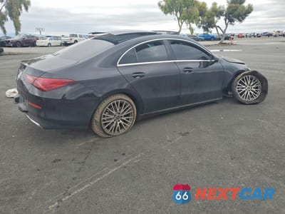 Trzecie zdjęcie samochodu z tyłu: 2026 MERCEDES-BENZ CLA 250 VIN:W1K5J4GB1TN586822 - miniatura