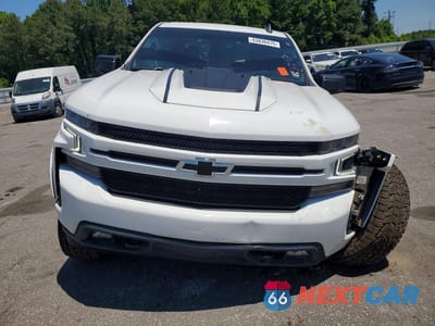 Piąte zdjęcie samochodu w środku: 2021 CHEVROLET SILVERADO K1500 RST VIN:3GCUYEED1MG160506 - miniatura