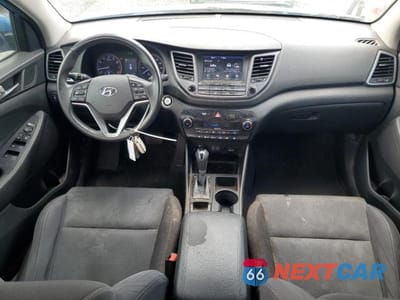 Zdjęcie 8 z 13 samochodu: 2018 HYUNDAI TUCSON VALUE VIN:KM8J33A26JU696415 - miniatura