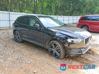 Czwarte zdjęcie samochodu z boku: 2018 VOLVO XC60 T5 MOMENTUM VIN:YV4102RK2J1090510 - miniatura