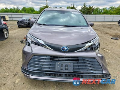 Piąte zdjęcie samochodu w środku: 2022 TOYOTA SIENNA LE VIN:5TDKSKFC1NS055321 - miniatura