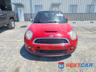 Piąte zdjęcie samochodu w środku: 2009 MINI COOPER S VIN:WMWMF73579TW83761 - miniatura