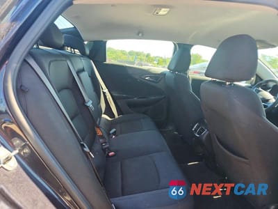 Zdjęcie 10 z 12 samochodu: 2023 CHEVROLET MALIBU LT VIN:1G1ZD5ST1PF208601 - miniatura