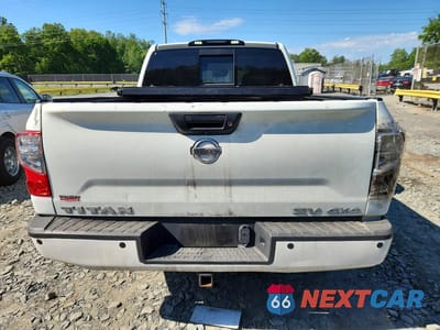 Zdjęcie 6 z 12 samochodu: 2018 NISSAN TITAN SV VIN:1N6AA1E55JN511863 - miniatura