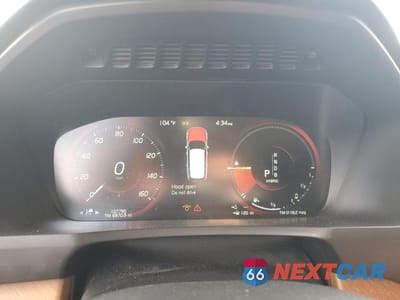 Zdjęcie 9 z 14 samochodu: 2018 VOLVO XC90 T8 VIN:YV4BR0PL2J1380434 - miniatura
