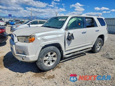 2011 TOYOTA 4RUNNER SR5 JTEBU5JR1B5068848 - główne zdjęcie licytacji z USA - miniatura