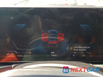 Zdjęcie 9 z 12 samochodu: 2023 BMW 330I VIN:3MW69FF08P8D25597 - miniatura
