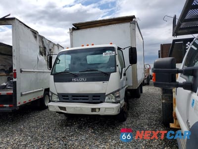 2006 ISUZU NPR JALB4B16767015394 - główne zdjęcie licytacji z USA - miniatura