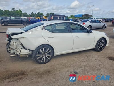 Trzecie zdjęcie samochodu z tyłu: 2021 NISSAN ALTIMA SR VIN:1N4BL4CV5MN369255 - miniatura