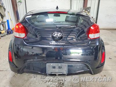 Zdjęcie 6 z 13 samochodu: 2013 HYUNDAI VELOSTER BASE VIN:KMHTC6AD2DU121227 - miniatura