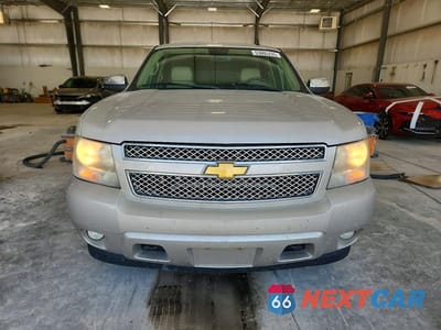 Piąte zdjęcie samochodu w środku: 2008 CHEVROLET SUBURBAN K1500 LS VIN:1GNFK16308J209909 - miniatura
