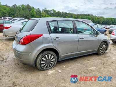 Trzecie zdjęcie samochodu z tyłu: 2009 NISSAN VERSA 1.8 S VIN:3N1BC13E09L360403 - miniatura