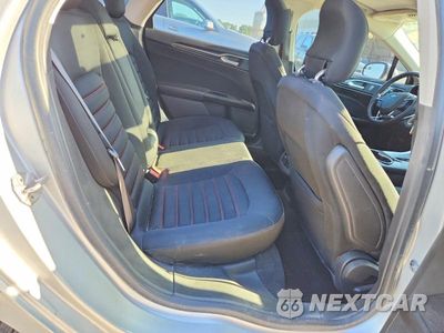 Zdjęcie 10 z 12 samochodu: 2014 FORD FUSION SE VIN:1FA6P0HD6E5366705 - miniatura