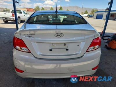 Zdjęcie 6 z 12 samochodu: 2017 HYUNDAI ACCENT SE VIN:KMHCT4AE9HU252853 - miniatura
