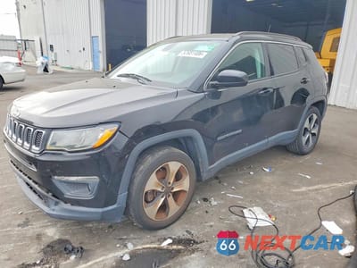 2018 JEEP COMPASS LATITUDE 3C4NJCBBXJT182698 - główne zdjęcie licytacji z USA - miniatura