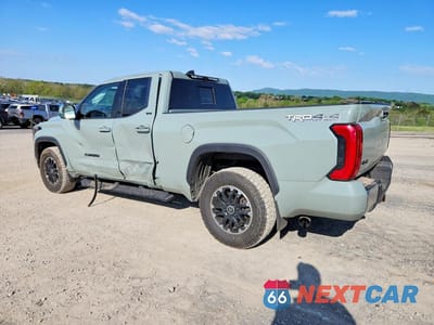 Drugie zdjęcie samochodu z przodu: 2022 TOYOTA TUNDRA SR5 VIN:5TFLA5DA8NX006962 - miniatura
