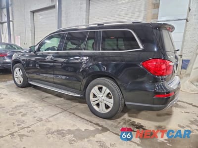 Drugie zdjęcie samochodu z przodu: 2014 MERCEDES-BENZ GL 450 4MATIC VIN:4JGDF7CE8EA276990 - miniatura