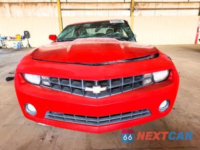 Piąte zdjęcie samochodu w środku: 2011 CHEVROLET CAMARO LT VIN:2G1FB1ED9B9126624 - miniatura