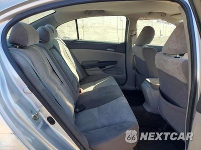 Zdjęcie 10 z 13 samochodu: 2010 HONDA ACCORD LX VIN:1HGCP2F34AA003745 - miniatura