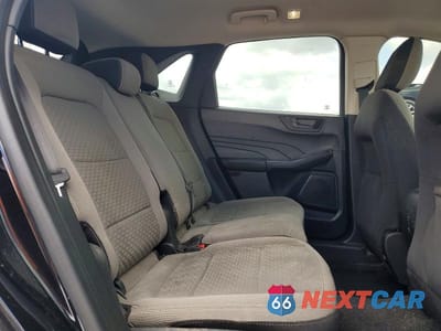 Zdjęcie 11 z 13 samochodu: 2022 FORD ESCAPE SE VIN:1FMCU0G65NUC04915 - miniatura