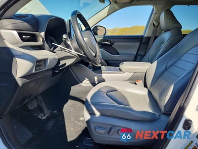 Zdjęcie 7 z 13 samochodu: 2022 TOYOTA HIGHLANDER HYBRID XLE VIN:5TDHBRCH4NS543312 - miniatura