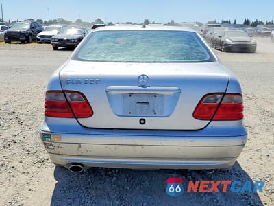 Zdjęcie 6 z 12 samochodu: 2002 MERCEDES-BENZ CLK 320 VIN:WDBLJ65G52T128169 - miniatura