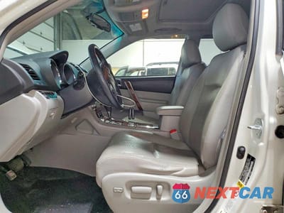 Zdjęcie 7 z 14 samochodu: 2012 TOYOTA HIGHLANDER HYBRID LIMITED VIN:JTEDC3EH3C2007523 - miniatura