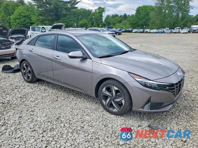 Czwarte zdjęcie samochodu z boku: 2023 HYUNDAI ELANTRA LIMITED VIN:KMHLN4AJ9PU065859 - miniatura