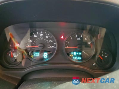 Zdjęcie 9 z 13 samochodu: 2012 JEEP COMPASS LATITUDE VIN:1C4NJDEB7CD525624 - miniatura