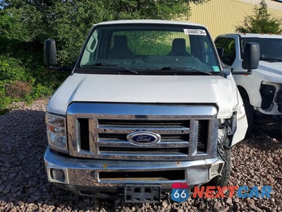 Piąte zdjęcie samochodu w środku: 2015 FORD ECONOLINE E450 SUPER DUTY CUTAWAY VAN VIN:1FDXE4FS7FDA12496 - miniatura