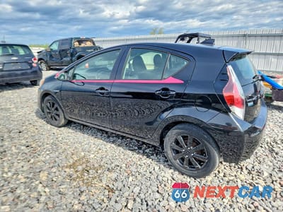 Drugie zdjęcie samochodu z przodu: 2016 TOYOTA PRIUS C PERSONA SPECIAL EDITION VIN:JTDKDTB32G1119873 - miniatura